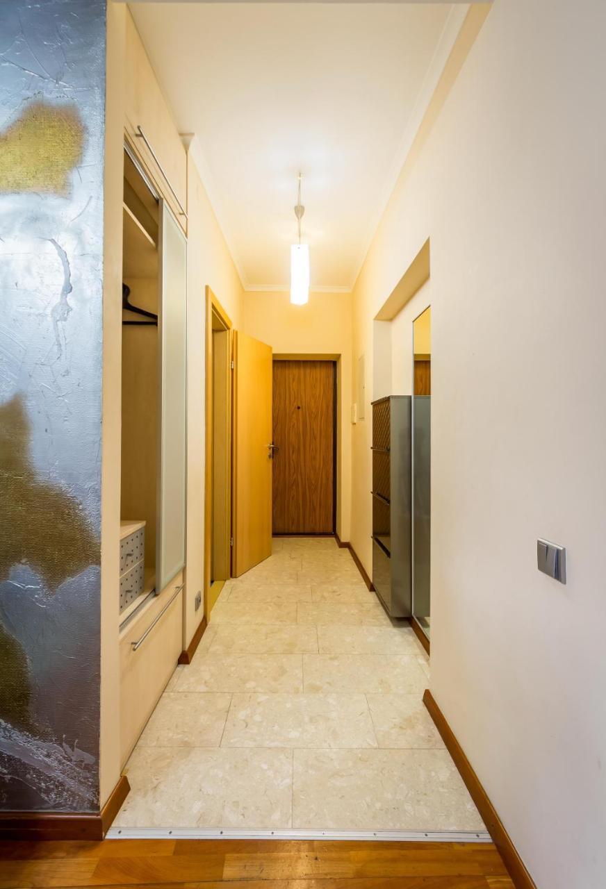 Apartment On Triokhsviatytelska 基輔 外观 照片