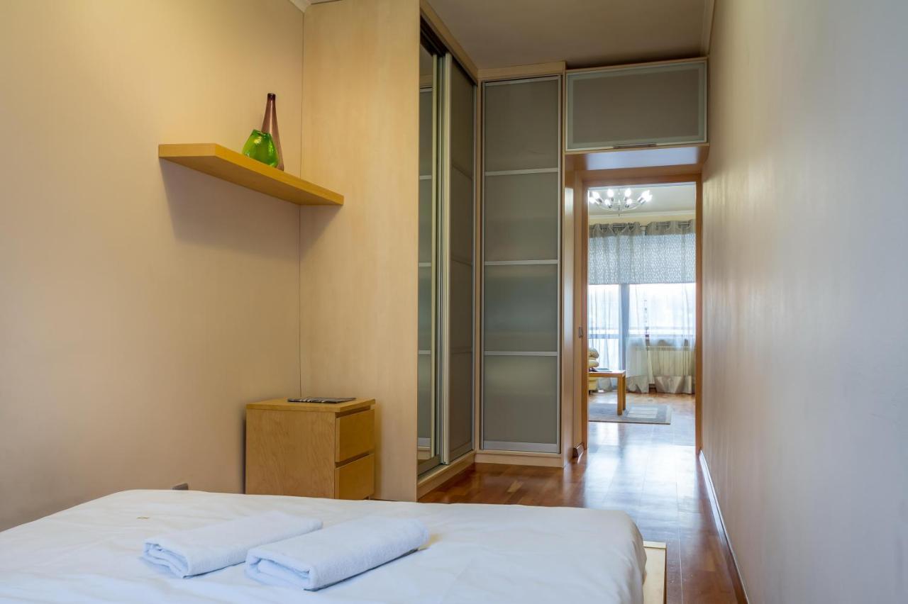 Apartment On Triokhsviatytelska 基輔 外观 照片